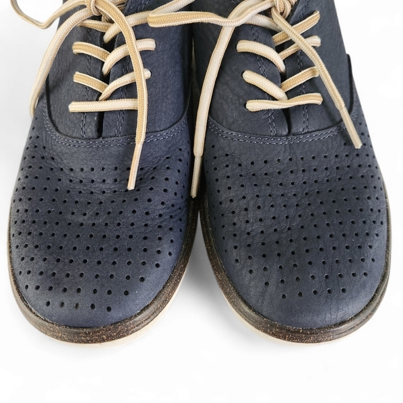 MERRELL Women's Around Town Lace Air blue size 6.5 great condition! - Picture 5 of 11